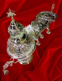 Cadelnita de mana argintata